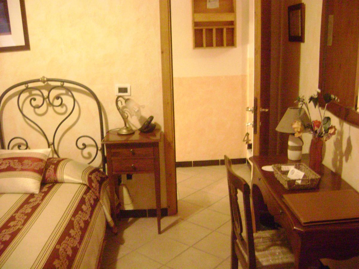 La Finestrella Di Montalto Locanda バダルッコ エクステリア 写真